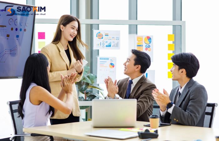 biến động thị trường lao động